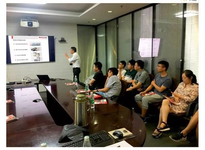 互動交流 技術(shù)合作