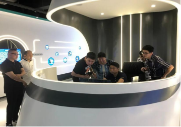 軟件學(xué)院創(chuàng)研團(tuán)隊赴湖南森鷹科技集團(tuán)考察交流